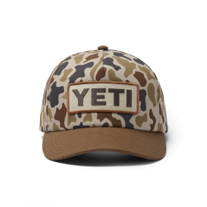 YETI® Wetlands Camo Logo Badge Mid Pro Flat Brim hat